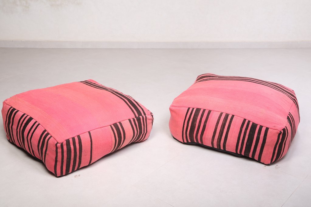 Set of 2 pouf