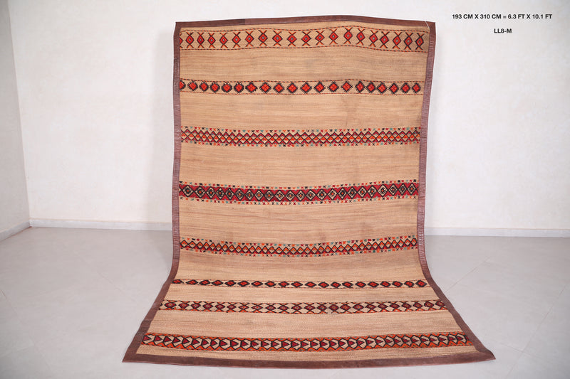 Moroccan rug 6.3 FT X 10.1 FT