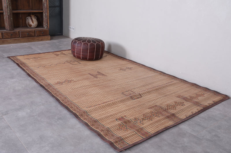 Tuareg rug 5.6 X 9.4 Feet