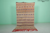 Moroccan rug 4.5 FT X 8.4 FT