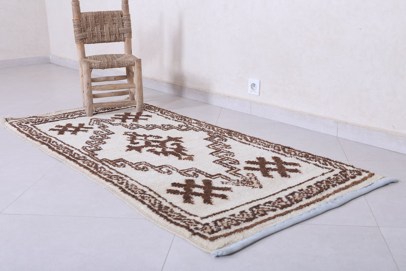 Traditional Moroccan Berber Rug - 2.7 x 6.2 Feet