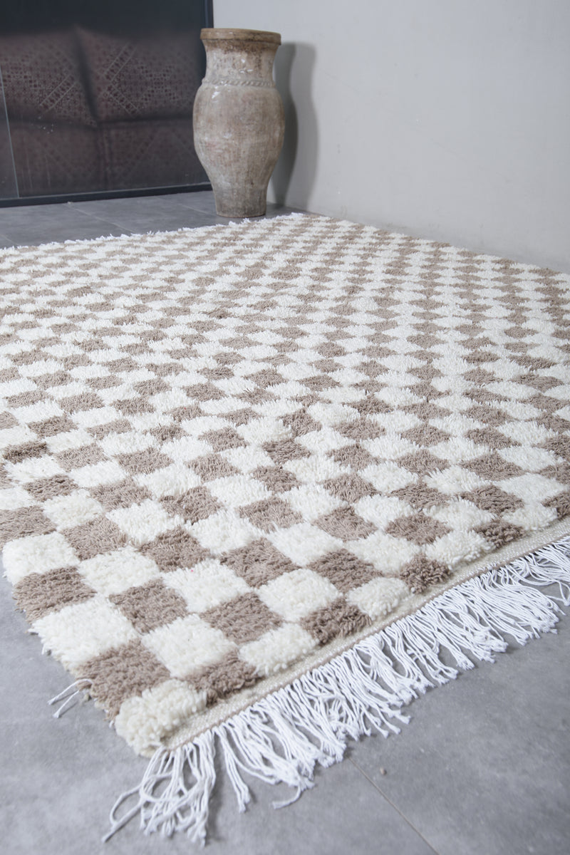 Moroccan Checkered Rug - Handwoven 8 x 9.9 Feet | Wool Area Rug