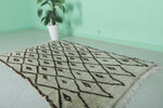 Handmade Beni Ourain Rug - 4.7 FT × 6 FT Vintage Berber Carpet