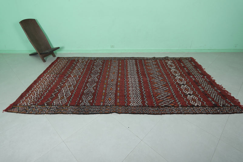 Handwoven Berber Rug - 5.6 FT X 10.3 FT | Authentic Moroccan Kilim