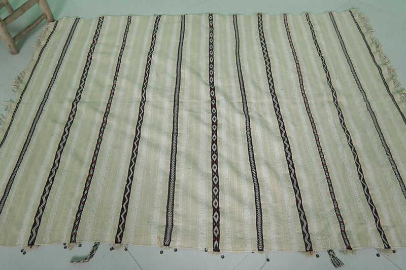 Stripe berber rug 4.3 FT X 5.6 FT ﻿