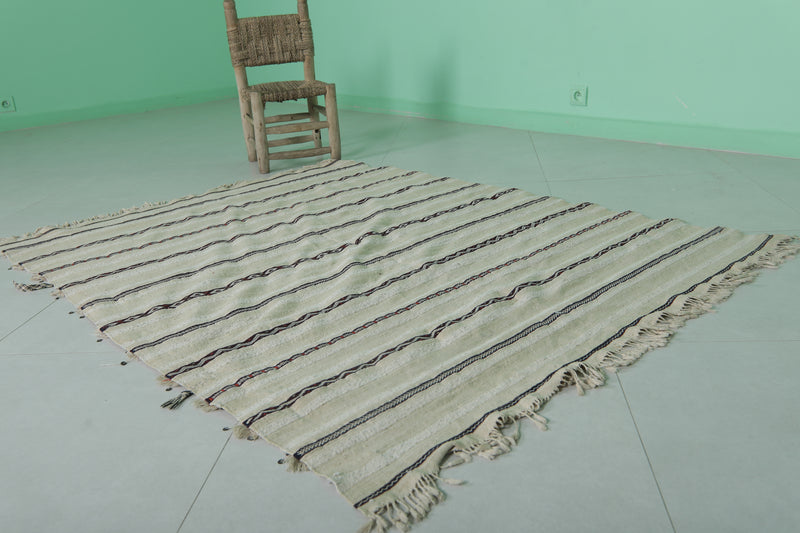 Stripe berber rug 4.3 FT X 5.6 FT ﻿