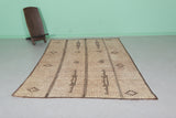 Tuareg rug 5.6 X 8 Feet