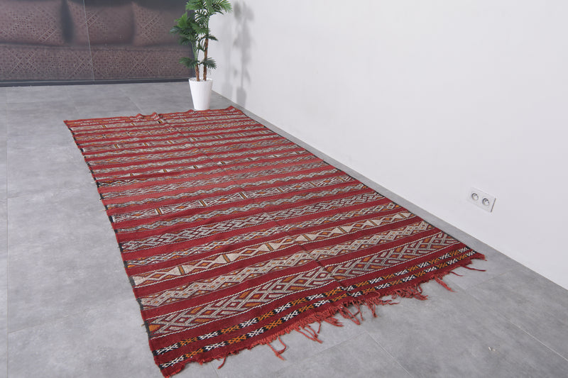 Bohemian Kilim Rug - 5.5 FT X 10.6 FT | Handwoven Moroccan Carpet