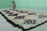 Vintage handmade moroccan rug 2.7 X 6.4 Feet