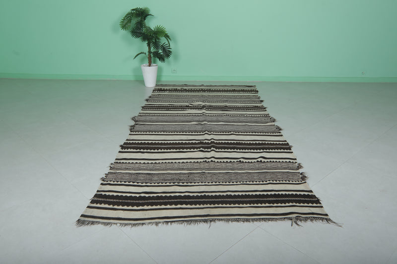 Handwoven Kilim Rug 4.9 FT x 10.7 FT – Elegant Black and White Design