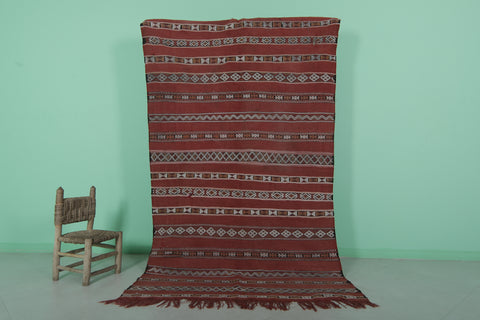 Hand woven Moroccan rug 4.7 FT X 8.1 FT