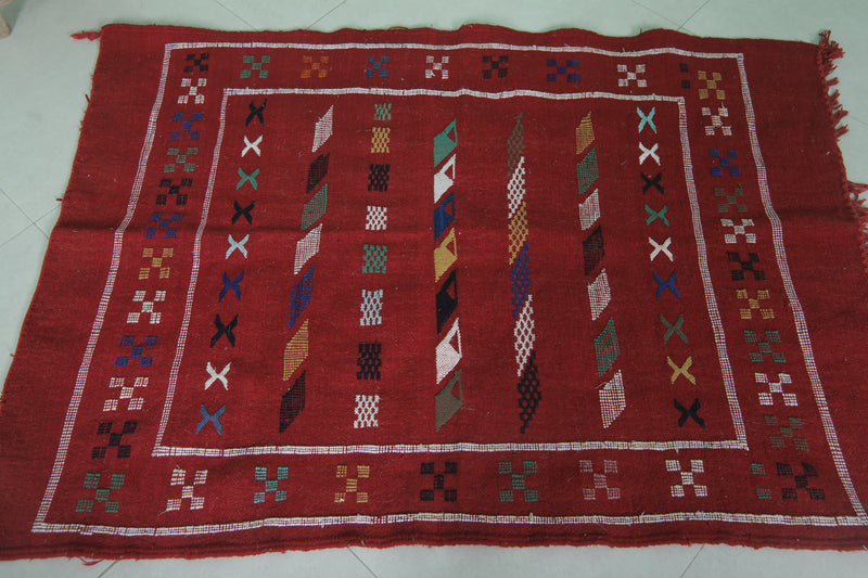 Vintage Moroccan Berber Rug 3.4 FT X 4.6 FT - Handwoven Masterpiece