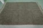 Soft Moroccan Rug - 5.8 x 7.5 ft | Taupe Shag with Fringe