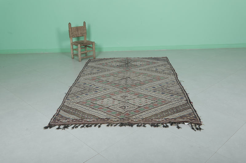 Handwoven Moroccan Rug - Geometric Design 4.5x7.4 ft