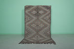 Moroccan rug 4.5 FT X 7.4 FT