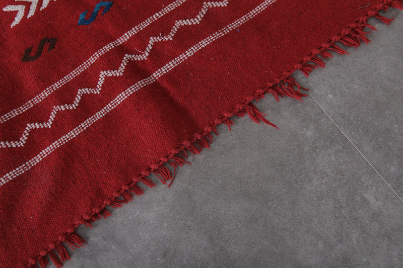 Red Vintage Handwoven Kilim Rug 3.1 FT X 5 FT - Traditional Elegance