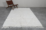 Luxurious Moroccan Rug - 5.2 x 8.6 ft | White with Subtle Diamond Texture