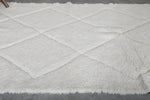 Luxurious Moroccan Rug - 5.2 x 8.6 ft | White with Subtle Diamond Texture