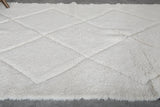 Luxurious Moroccan Rug - 5.2 x 8.6 ft | White with Subtle Diamond Texture