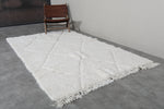 Luxurious Moroccan Rug - 5.2 x 8.6 ft | White with Subtle Diamond Texture