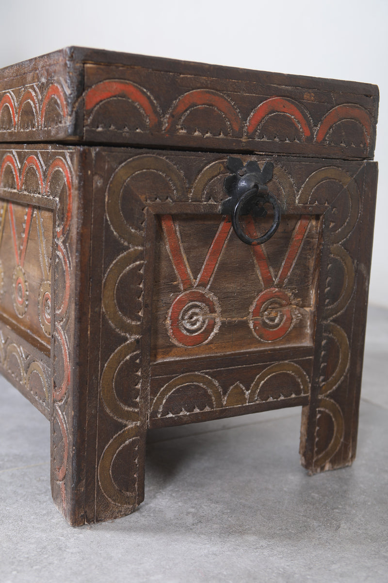 Vintage Moroccan chest  H 13.7 INCHES X W 19.8 INCHES X D 11.4 INCHES