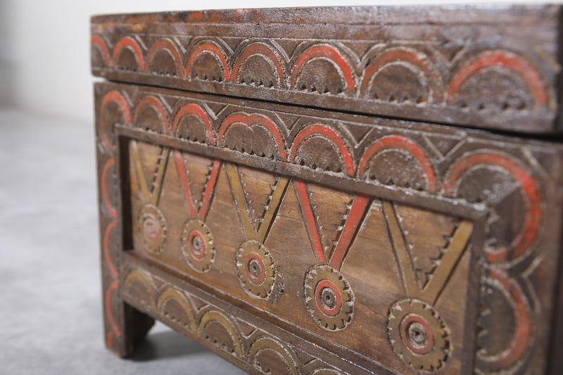 Vintage Moroccan chest  H 13.7 INCHES X W 19.8 INCHES X D 11.4 INCHES