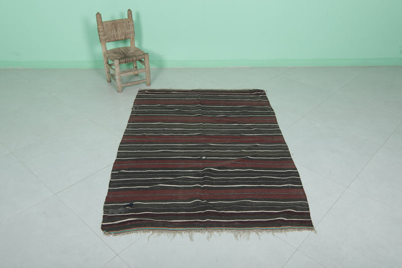 Vintage Handwoven Kilim Rug – 3.8 FT x 5.5 FT