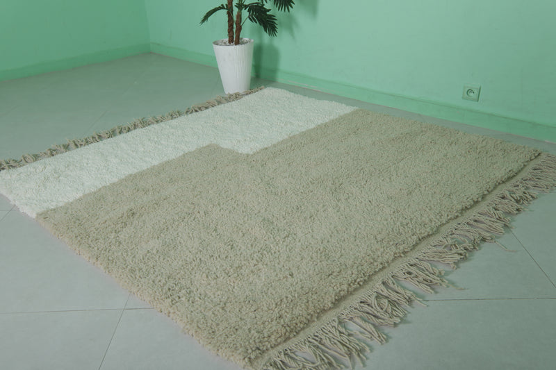 Small Moroccan Rug - 5.7 x 5.5 FT | Handwoven Minimalist Wool Rug in Beige and Ivory