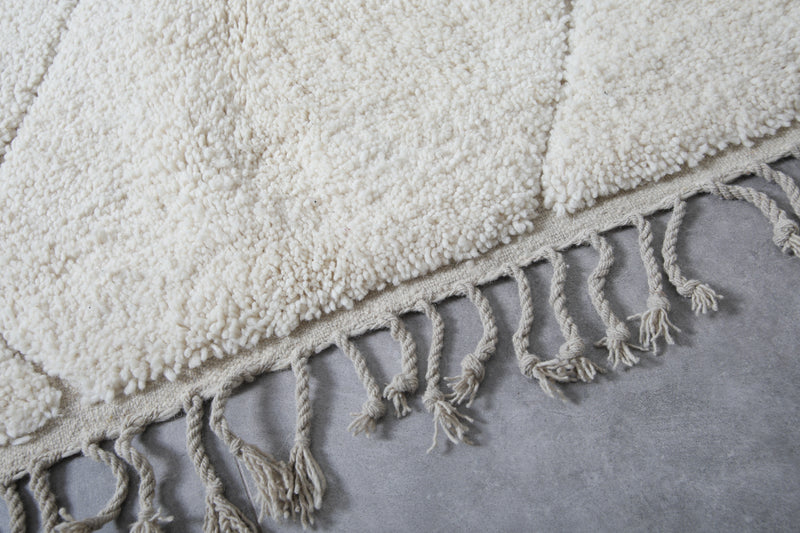 Large Moroccan Rug - 9.6 x 12.1 Feet | Luxurious White Wool Carpet