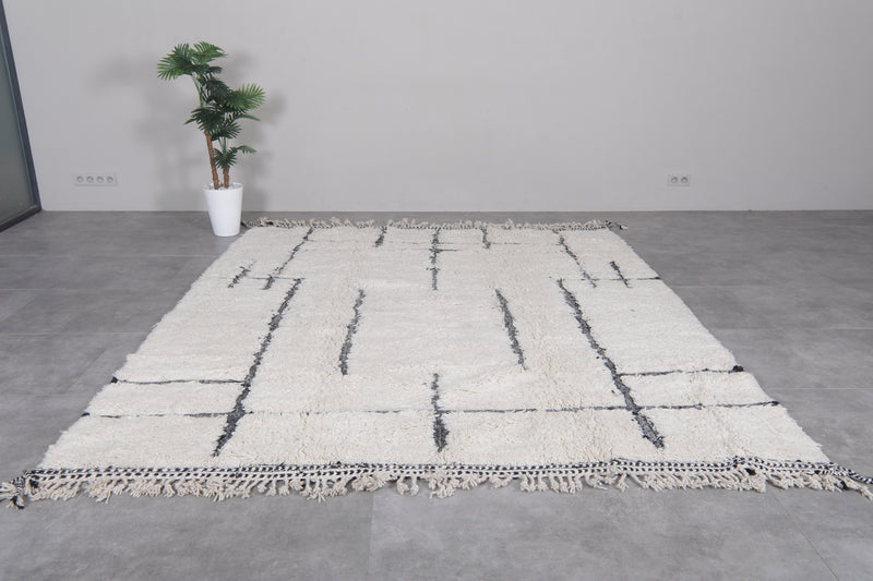 Large Moroccan Wool Rug – 8.2x9.9 FT, Handwoven Berber Design