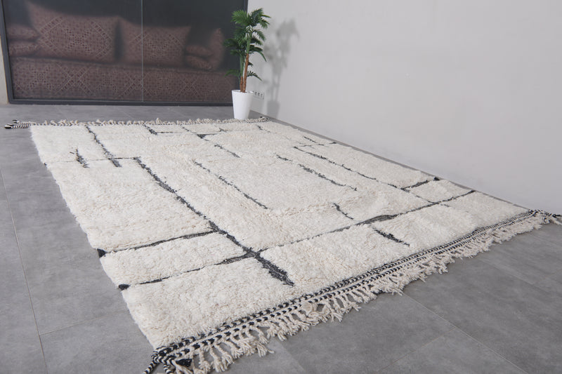 Large Moroccan Wool Rug – 8.2x9.9 FT, Handwoven Berber Design