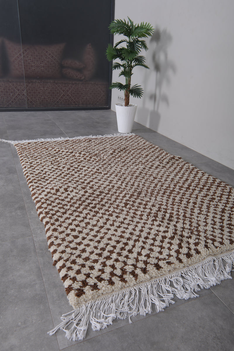 Handmade Moroccan Checkered Rug - 4.3 x 6.6 Feet