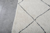 Classic Moroccan Rug - 7 x 9.5 ft | White with Black Diamond Pattern