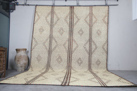 Tuareg rug 11.1 X 16.5 Feet