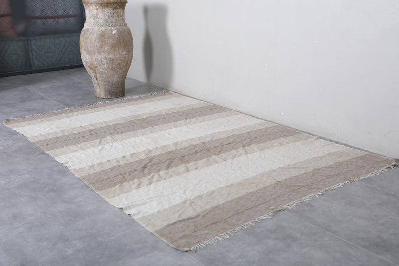 Moroccan rug 5.4 X 8.2 Feet - Handwoven Kilim