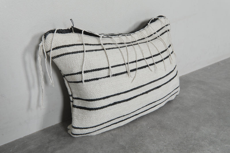 Moroccan Striped Pillow - 14.1 x 19.6 Inches - kilim pillow