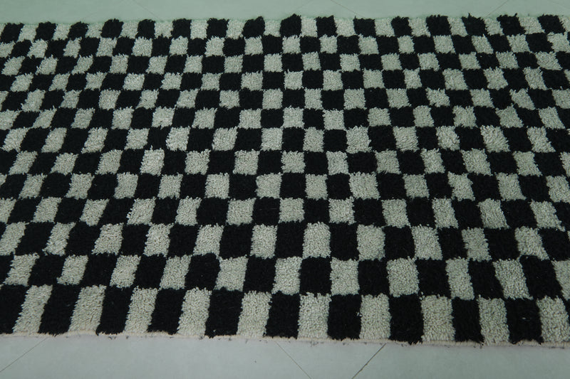 Checkered Moroccan Rug - 4.3 x 9.5 ft | Handwoven Bold Design