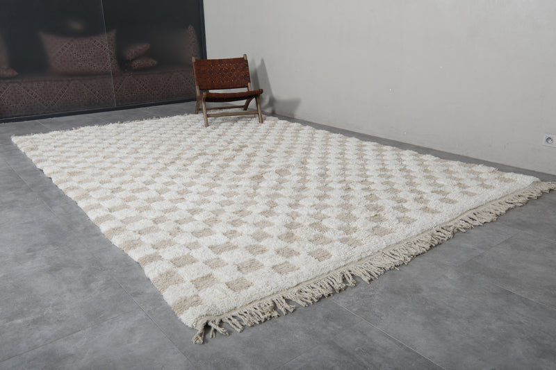 Large Moroccan Rug - 8.2 x 12.4 ft | Neutral Checkered Pattern