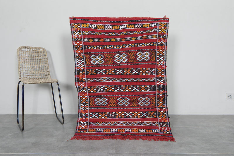 Handwoven Moroccan rug 2.8 FT X 3.9 FT