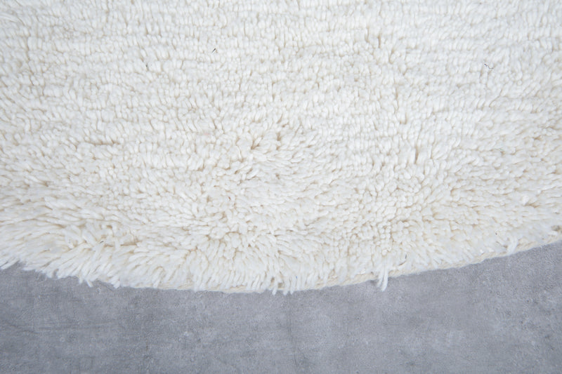 Round Moroccan Wool Rug 7 Feet – Timeless Ivory Elegance