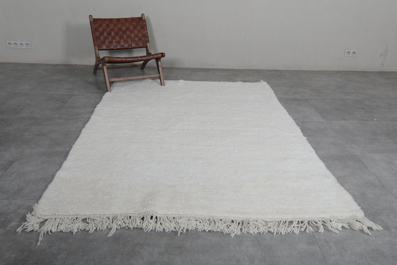 Minimalist Moroccan Rug - 5.8 x 8 ft | Soft White Shag with Fringe