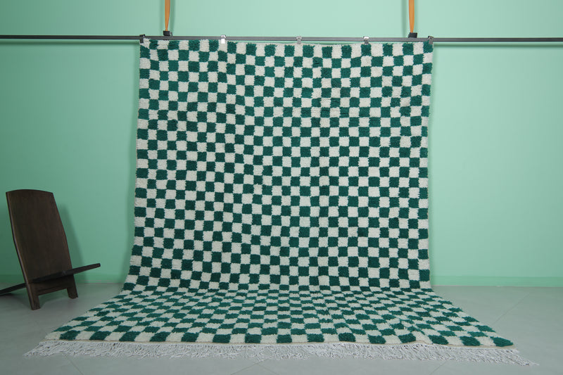 Moroccan Berber Rug - 8.2 x 10.3 Feet | Green & White Checkered Carpet