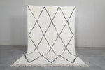 Classic Moroccan Rug - 5.4 x 8.3 ft | White with Black Diamond Pattern