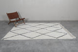 Classic Moroccan Rug - 5.4 x 8.3 ft | White with Black Diamond Pattern