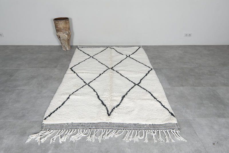 Handmade wool rug 4.8 FT X 7.5 FT