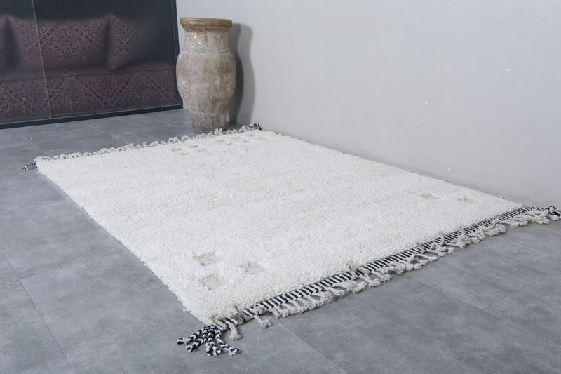 Beni Ourain Moroccan Rug - Handwoven 6 x 8.2 Feet | Modern Wool Design