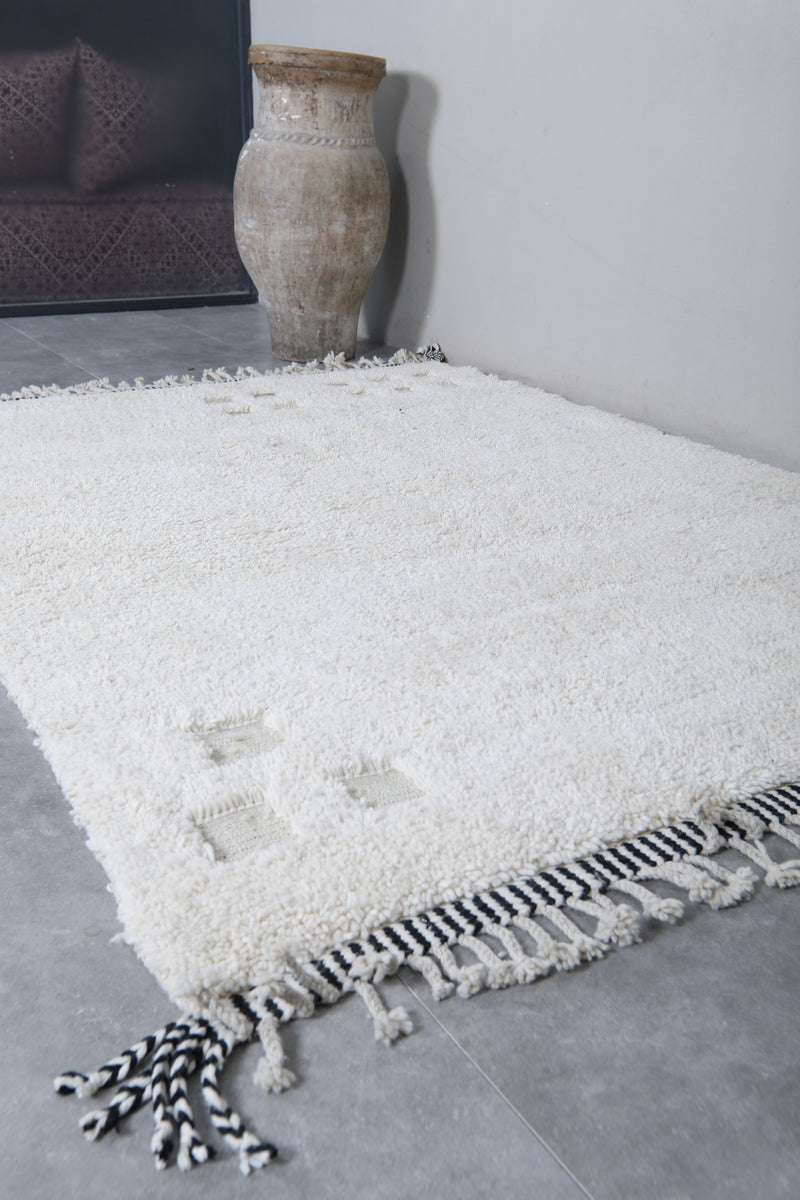 Beni Ourain Moroccan Rug - Handwoven 6 x 8.2 Feet | Modern Wool Design