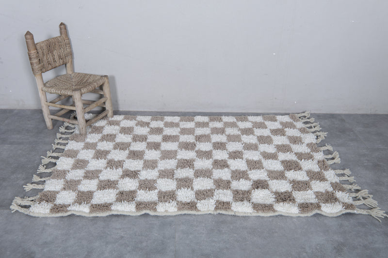 Moroccan Wool Rug - Handwoven 3.3 x 5 Feet | Checkered Design