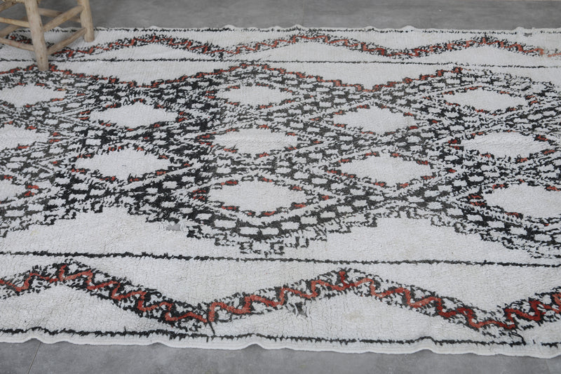 Large Handmade Berber Rug with Intricate Patterns – 5.8 X 8 Feet