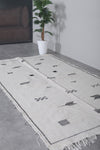 Handwoven berber rug 4.9 FT X 8.7 FT